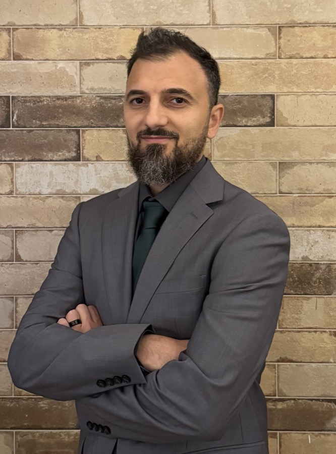 Yazeed Alhiyari